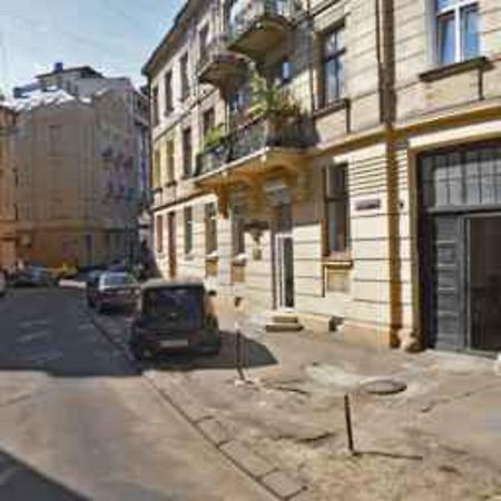 Квартира На Вулиці Наливайка 7 В Центрі Біля Оперного Театру Після Ремонту Lviv Dış mekan fotoğraf
